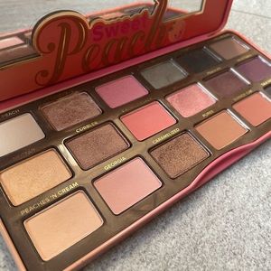 Too Faced Sweet Peach Eyeshadow Palette